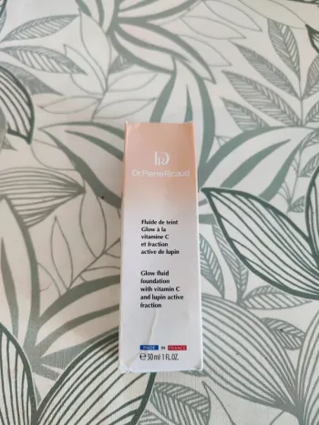Dr pierre ricaud fluide de teint glow à la vitamine c 30ml valeur 24€