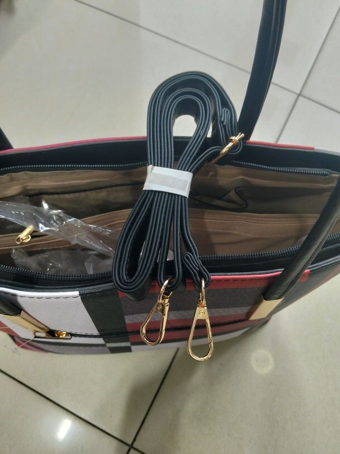 Sac a  main style  Burberry - photo numéro 6