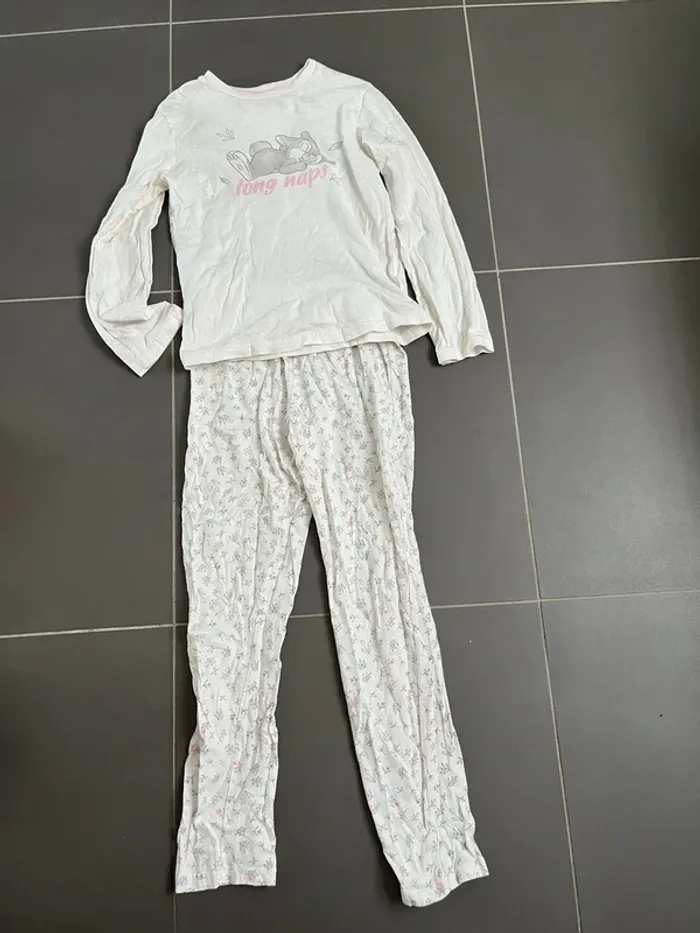 Pyjama Disney panpan 8-9 ans en très bon état