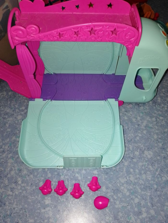 Tourbus musical avec 1 animal - photo numéro 10