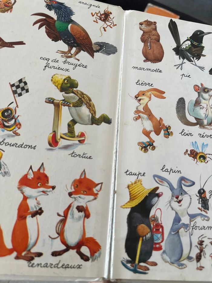 Livre contes du joli bois - photo numéro 2
