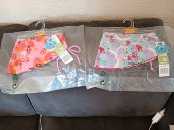 Lot de de jupette de plage . Jupe de piscine neuves