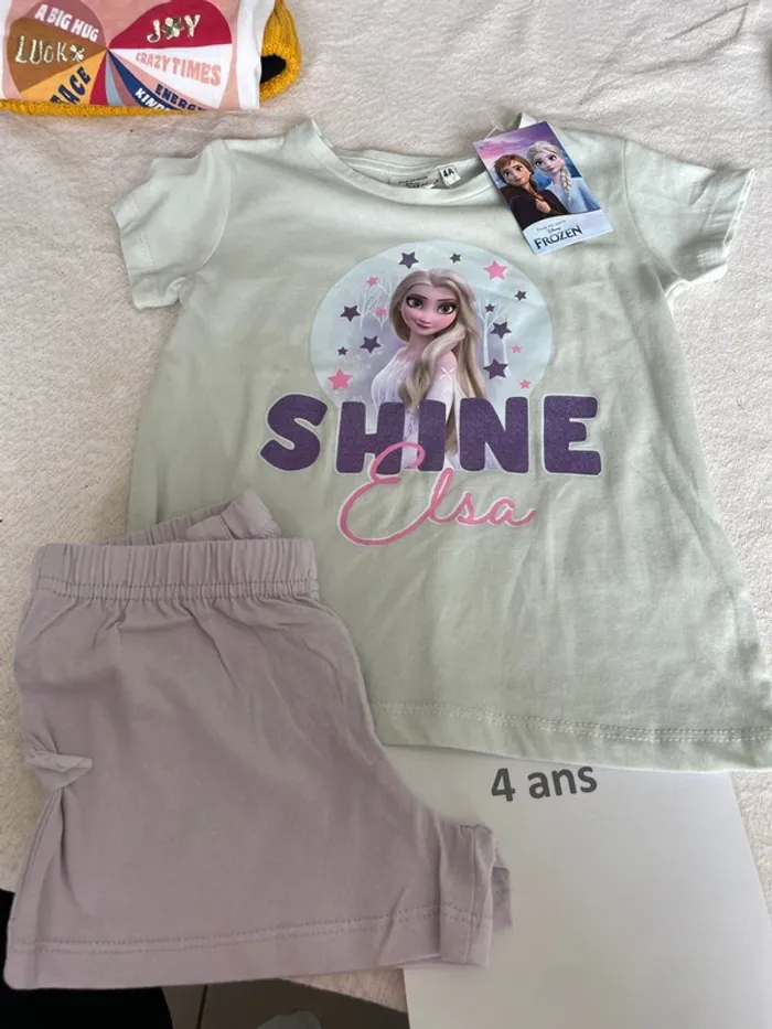 Pyjama Disney la reine des neiges Elsa 4 ans neuf