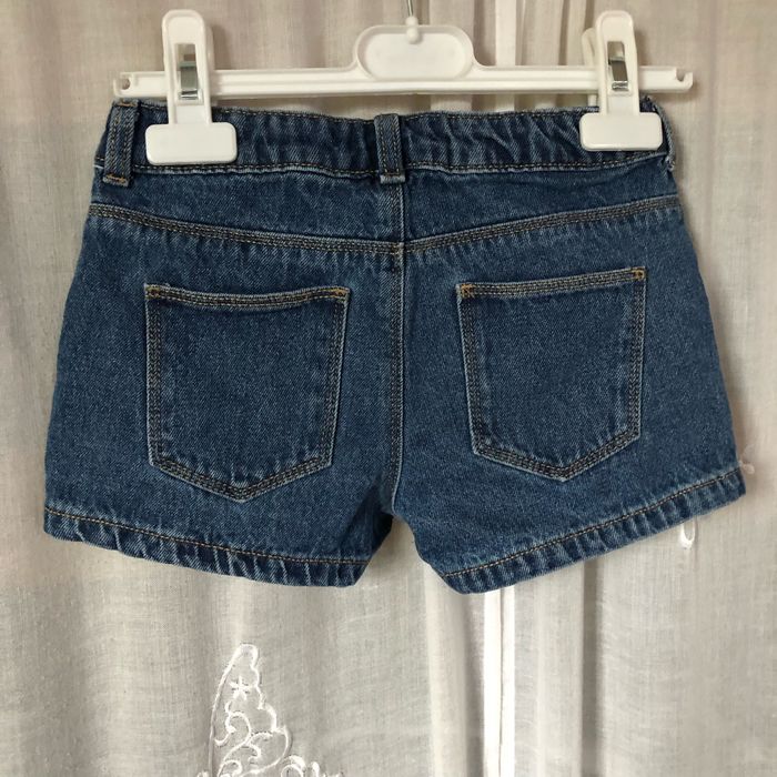 Short en jeans 6 ans Kiabi parfait état - photo numéro 3