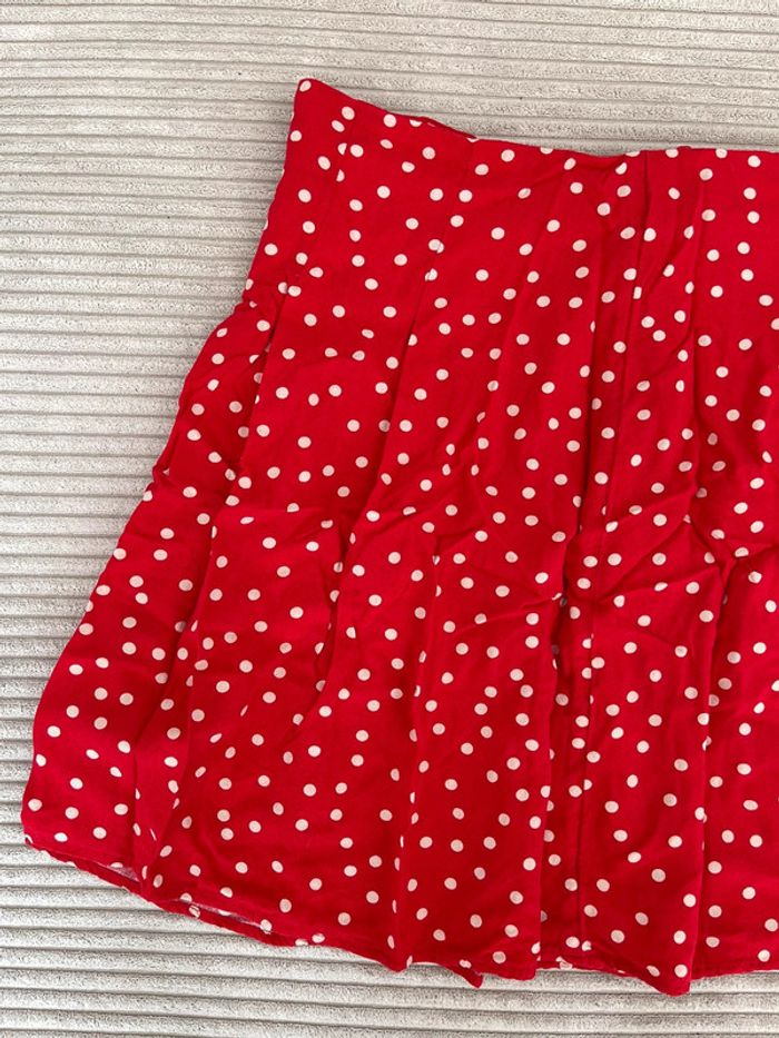 Jupe rouge à pois blanc - photo numéro 3