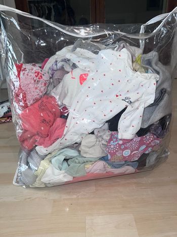 Lot de vêtements, bébé fille (106)