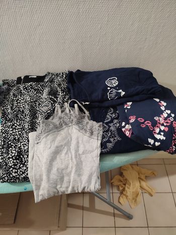 Lot femme m/l 8 pièces