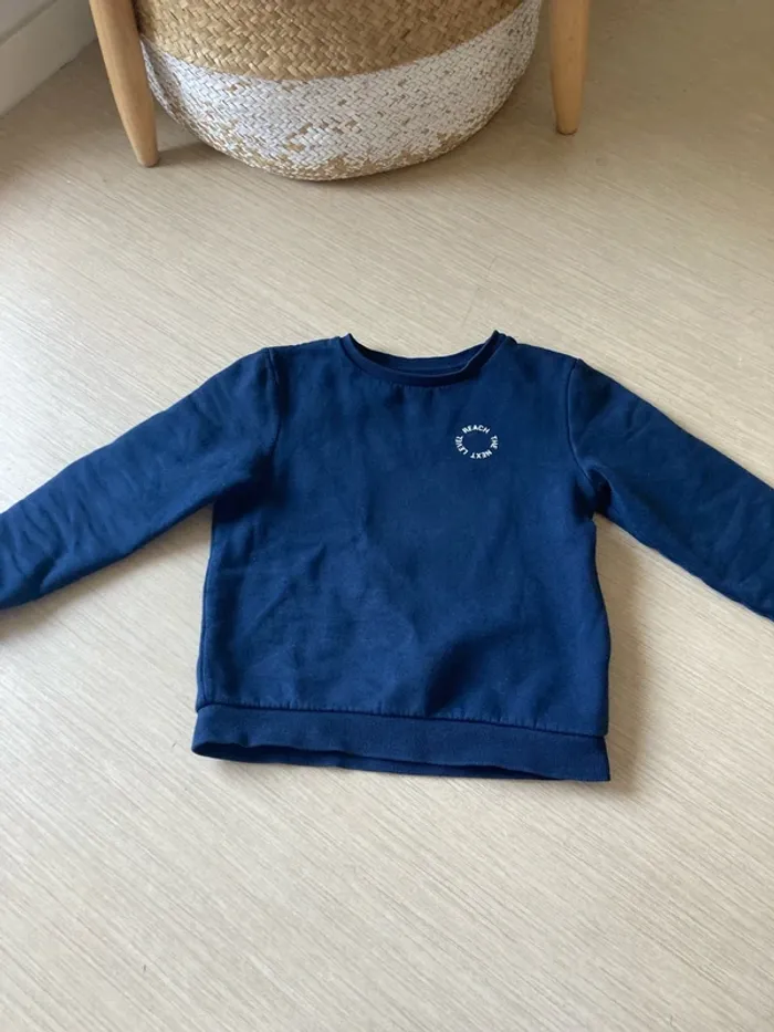 Sweat bleu marine kiabi 8 ans - photo numéro 2