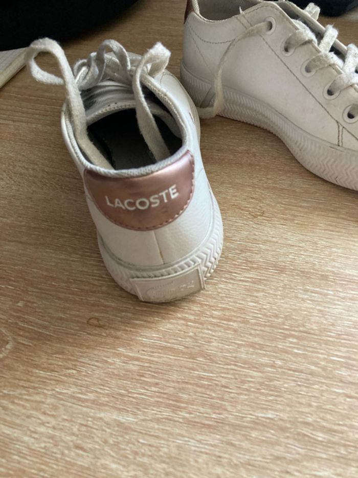 baskets fille lacoste taille 29 - photo numéro 3