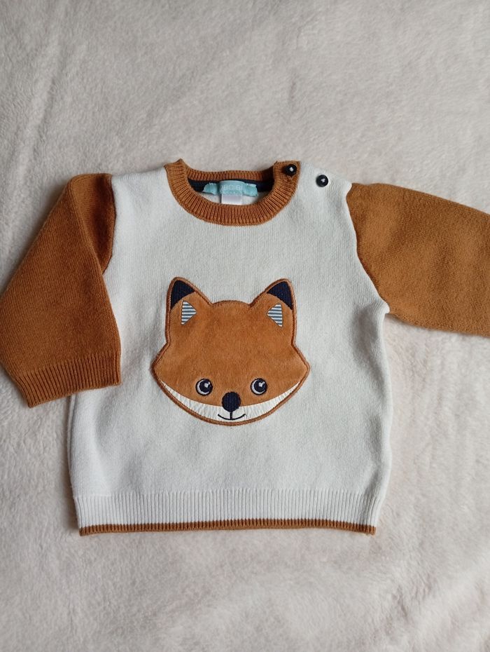 Joli pull 3 mois