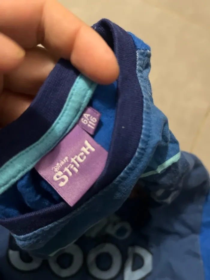 T-shirt Stitch Disney 6 ans - photo numéro 2