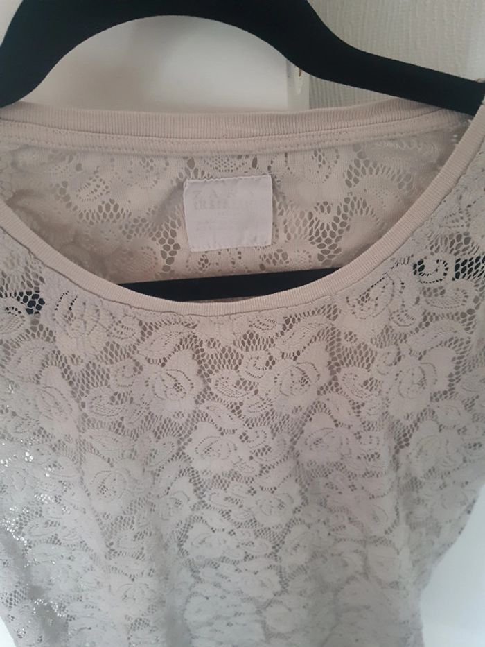 T-shirt Zara dentelle beige - photo numéro 3