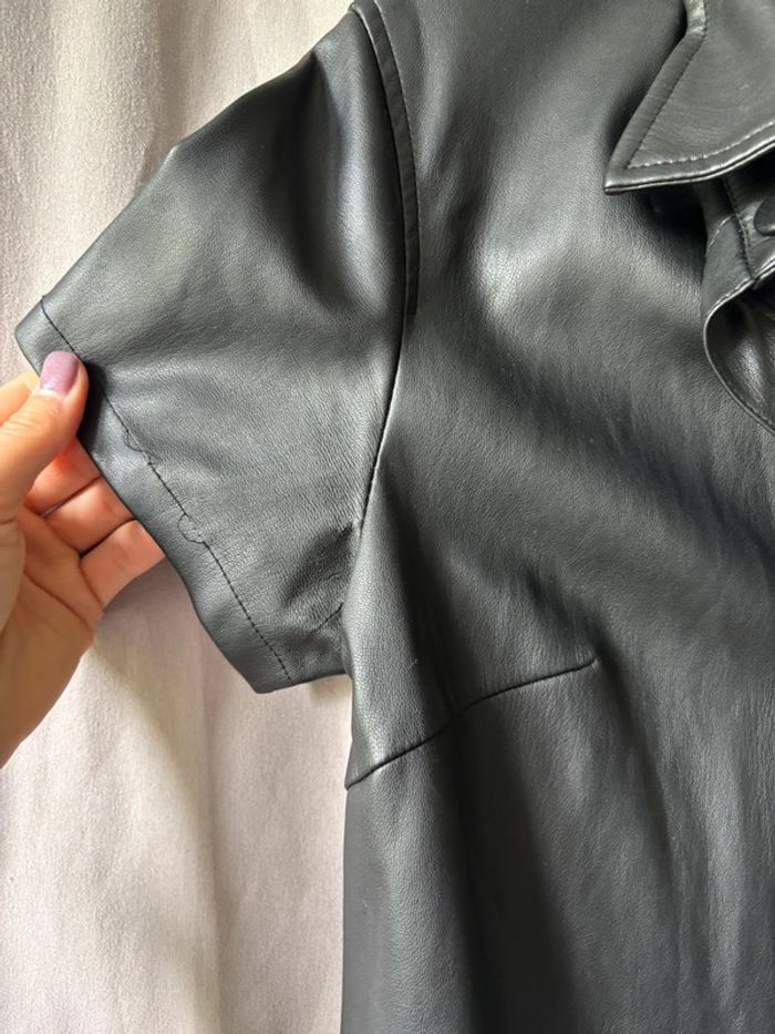 Robe chemise en effet cuir avec ceinture - photo numéro 5