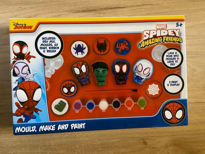 Kit créatif plâtre spiderman disney marvel