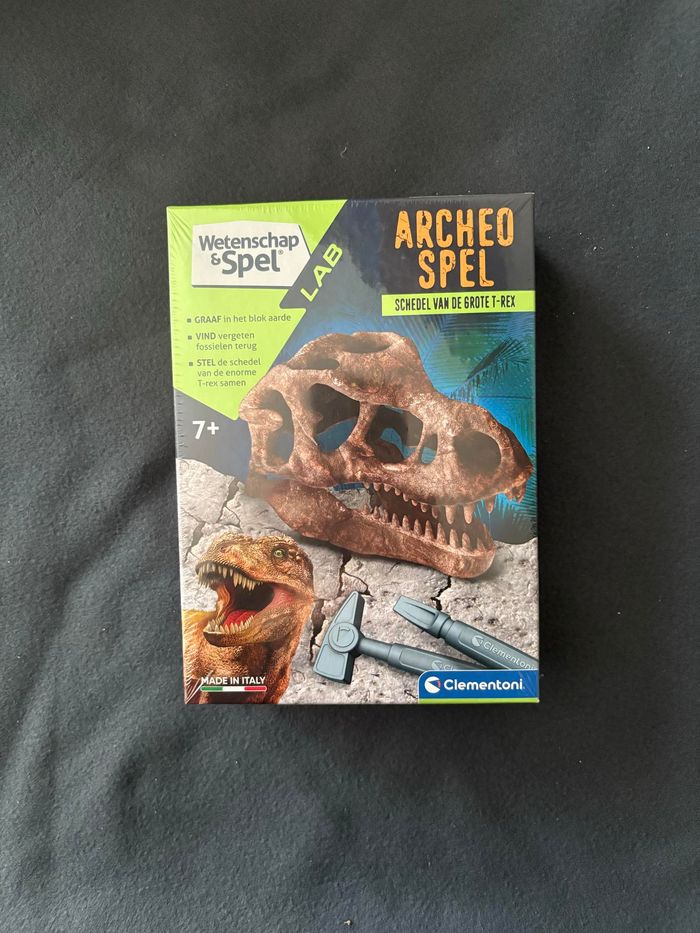 Clementoni Science & Play - Crâne de T-Rex