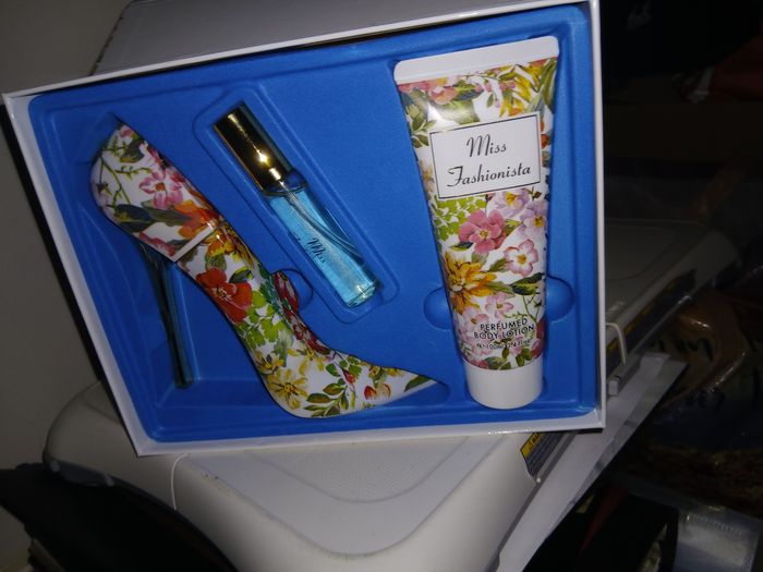 Magnifique coffret talon femme