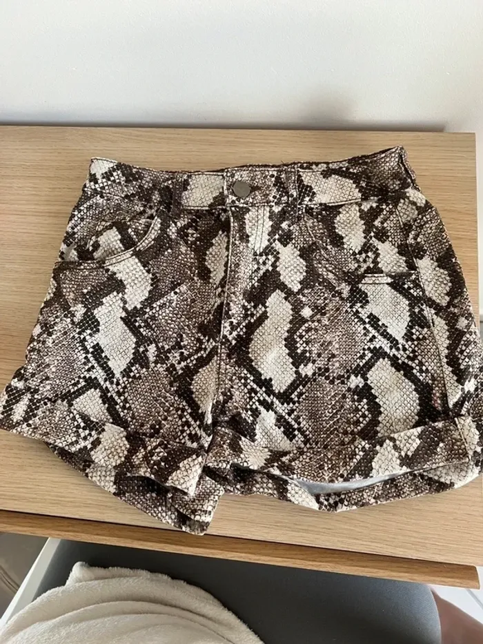 Short H&M