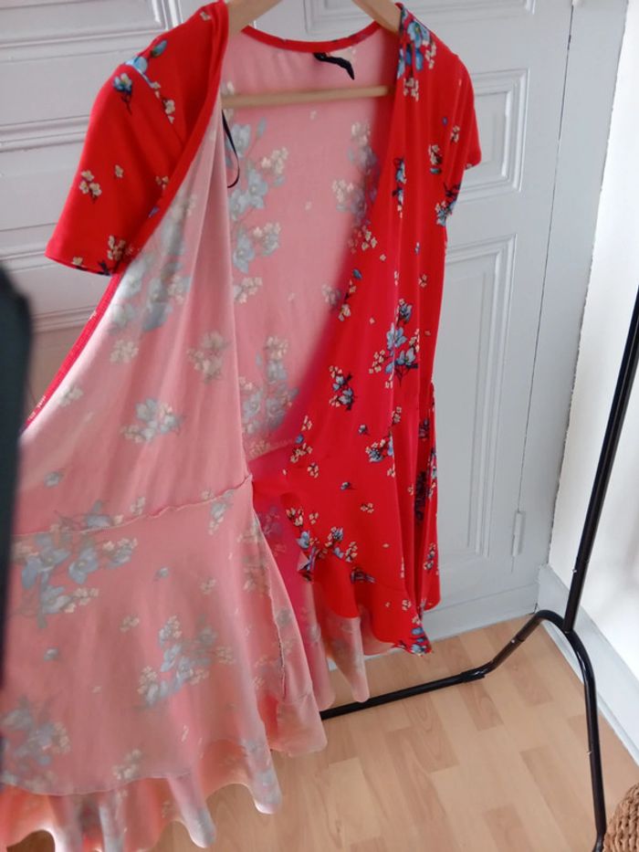 Robe rouge à fleurs 🌸 H&M - 38 - photo numéro 5