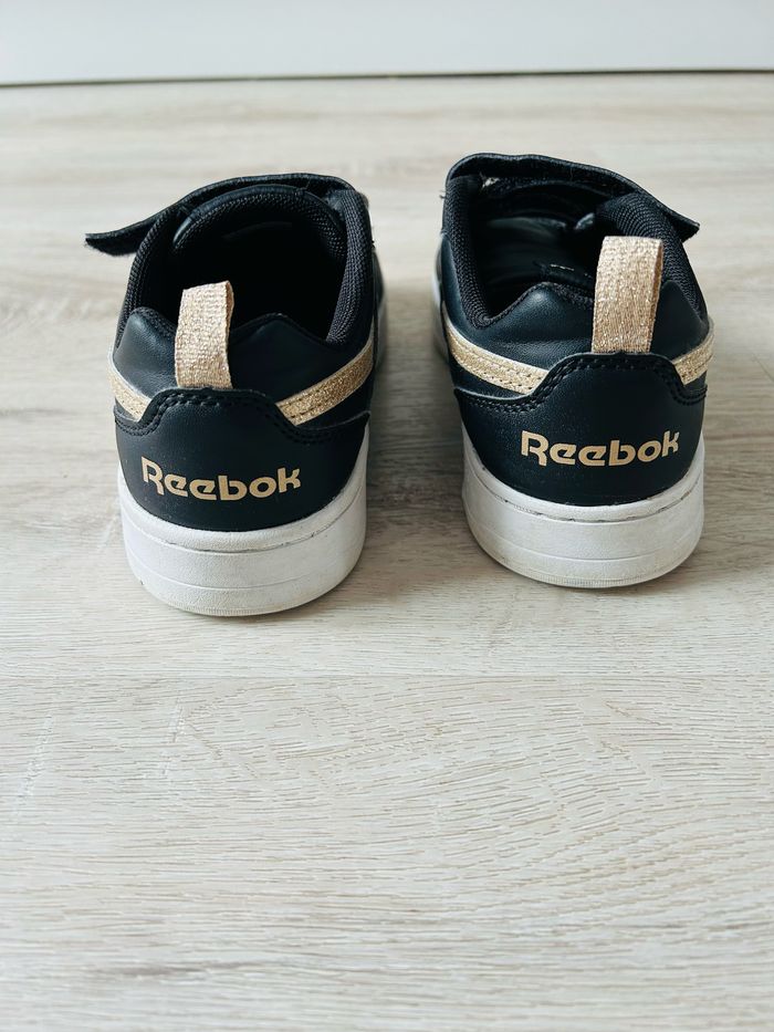 Baskets Reebok noir et or pointure 34 - photo numéro 5