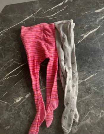 Collant fille  taille 18 mois en très bon état