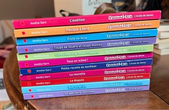 Lot de livre enfant / adolescent: l'école de danse Groove high