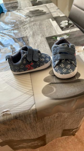 Chaussure bébé Winnie l’ourson