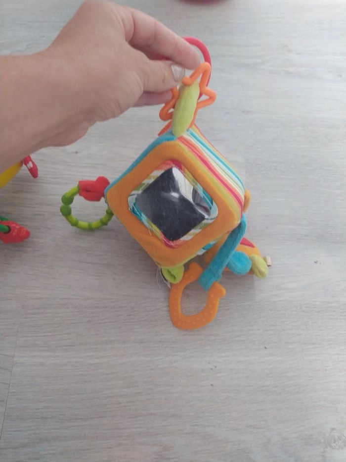 2 jouets hochets - photo numéro 4
