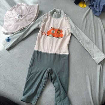 Maillot bébé garçon 18 mois avec chapeau