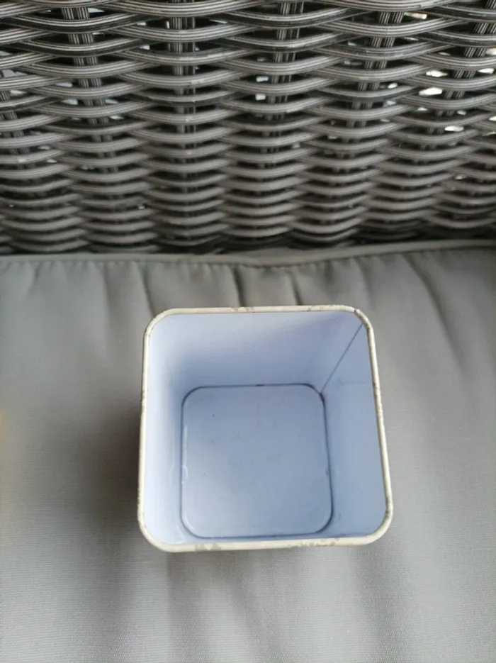 Joli pot à crayons Minions pirates - photo numéro 3