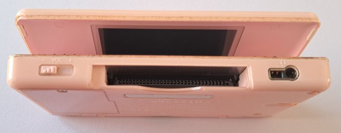 🎮 Console Nintendo DS Lite rose semi fonctionnelle - photo numéro 4