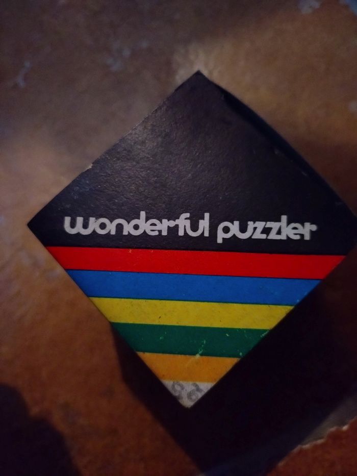 Rubik's cube années 70 - photo numéro 2