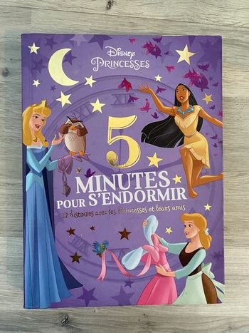5 Minutes pour S'endormir - 12 Histoires avec les Princesses et leurs Amis