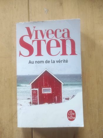 Au nom de la vérité Viveca Sten Livre de Poche 2021