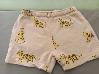 Short Zara 3-4 ans