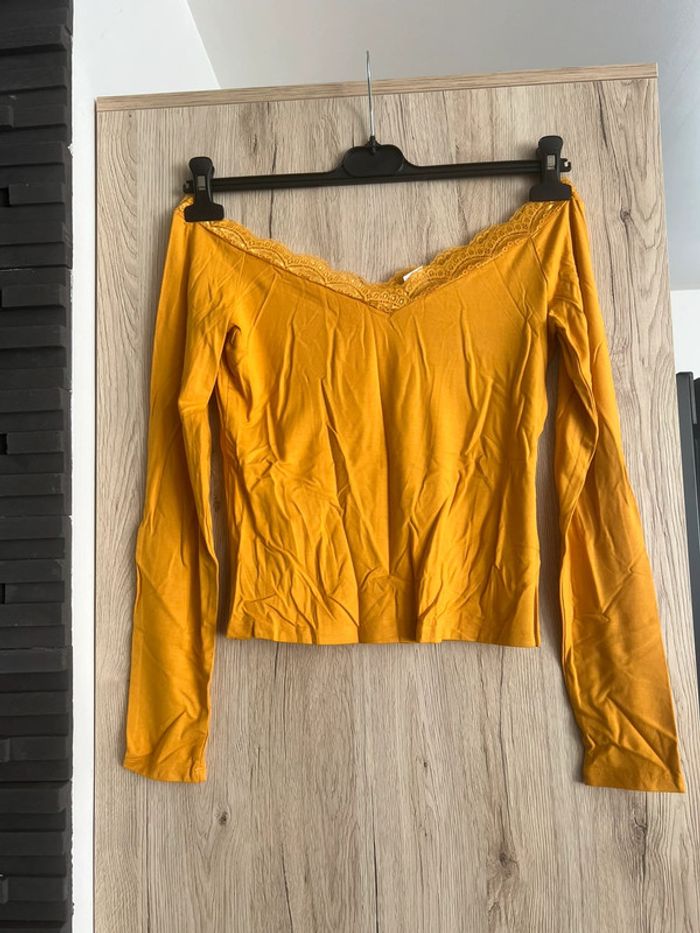 T shirt épaules dénudées - photo numéro 4