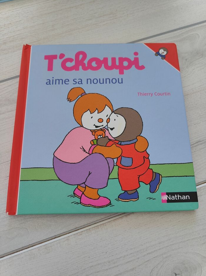 T'choupi aime sa nounou