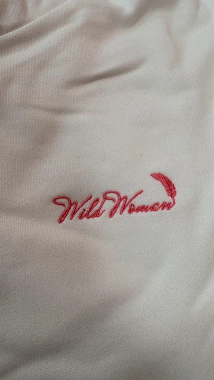 Sweat à capuche pour femme wild woman taille L - photo numéro 2