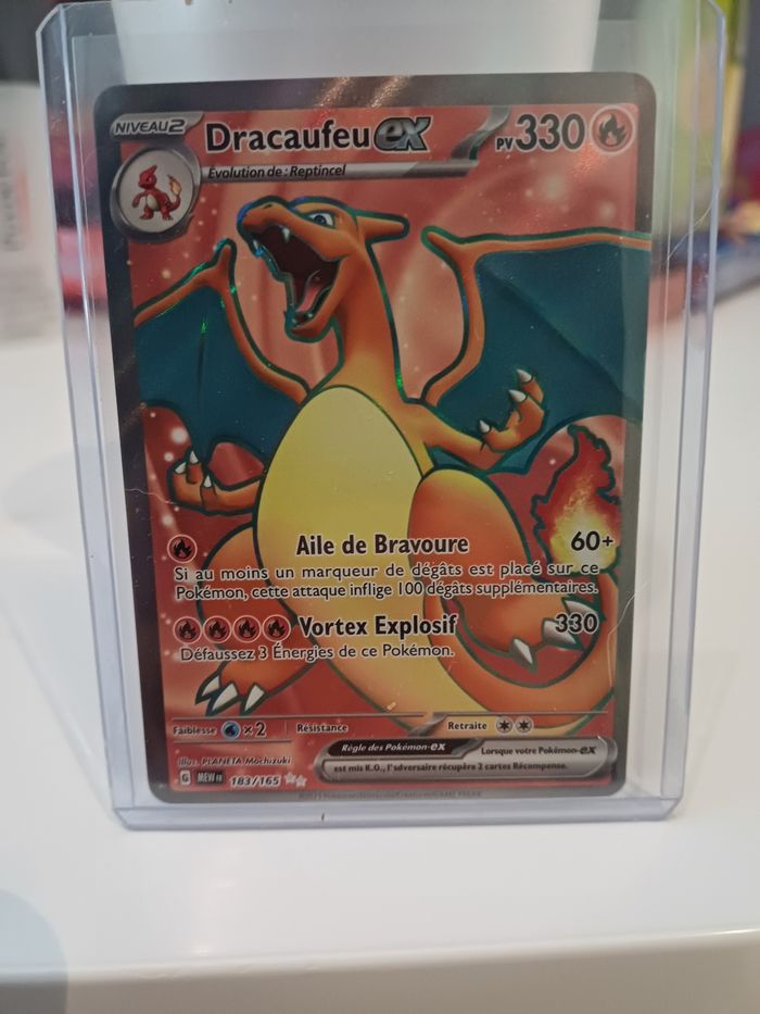 Carte pokémon Dracaufeu ex FA 183/165