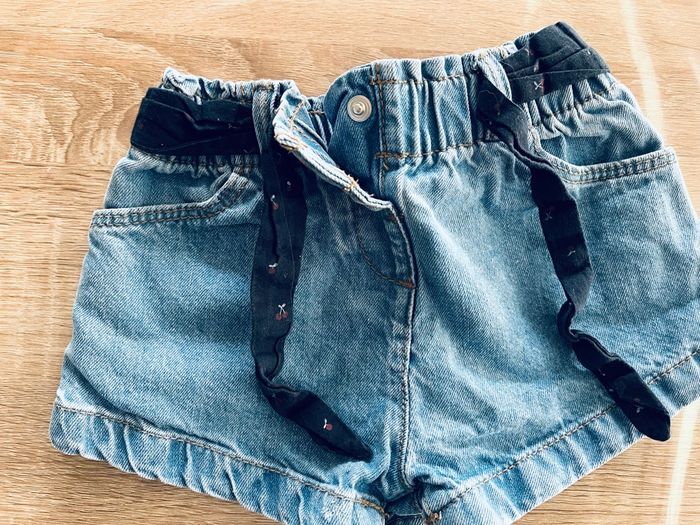 Short en jean « Kiabi » 9 mois - photo numéro 3