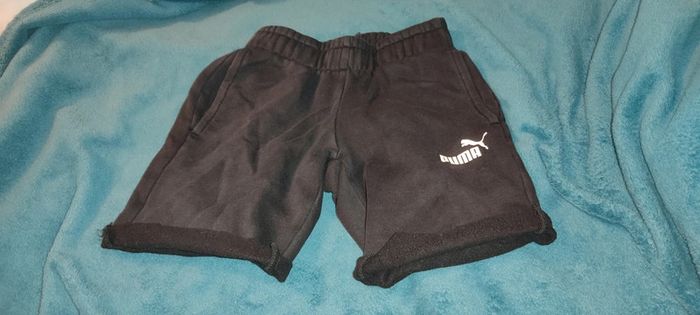 Short noir molleton Puma