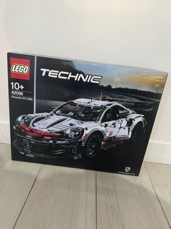 Lego technic Porsche 911 RSR  42096 