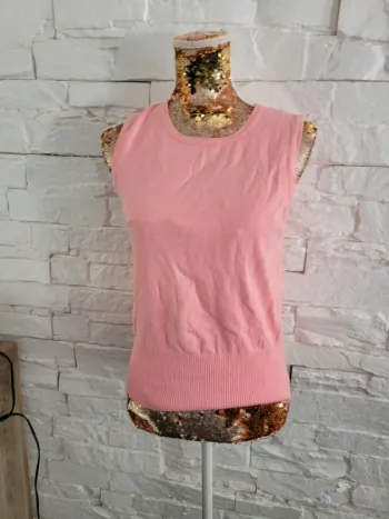 Débardeur pull rose neuve 38/ 40