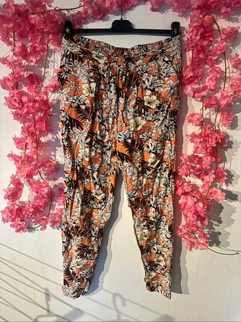 Pantalon Fluide fleuri Undiz taille M