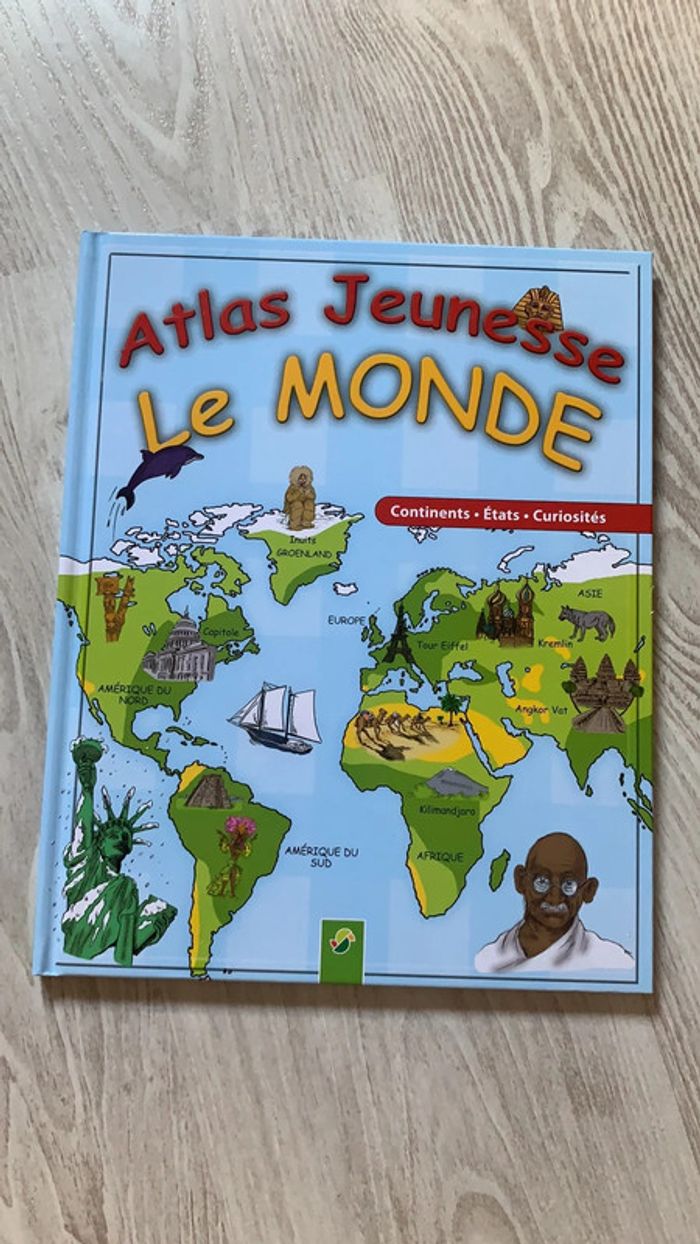 Atlas jeunesse le monde