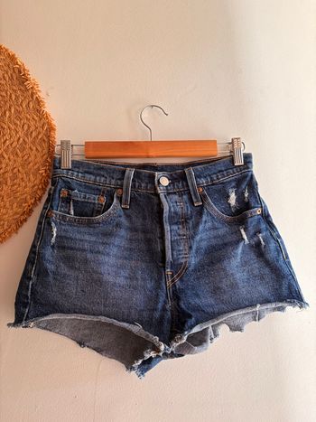 Short Levi’s 501 denim taille haute effiloché – vintage