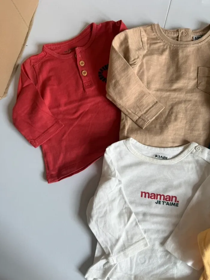Lot de t- shirt manches longues en très bon état taille 3 mois - photo numéro 5