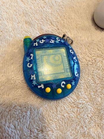 Tamagotchi clear blue jap  
