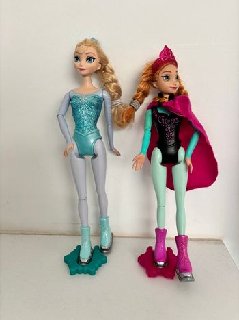 La reine des neiges - Lot 2 poupées Anna et Elsa reines du patinage