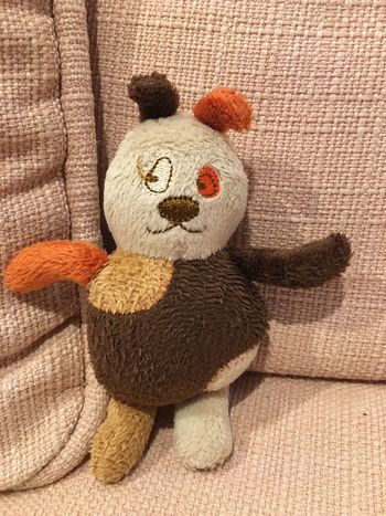 Doudou peluche chien rigolo Cabiboo 13,5 cm marron beige orange