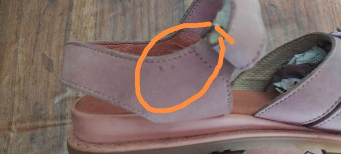 Paire de nu-pieds taille 38 - photo numéro 7